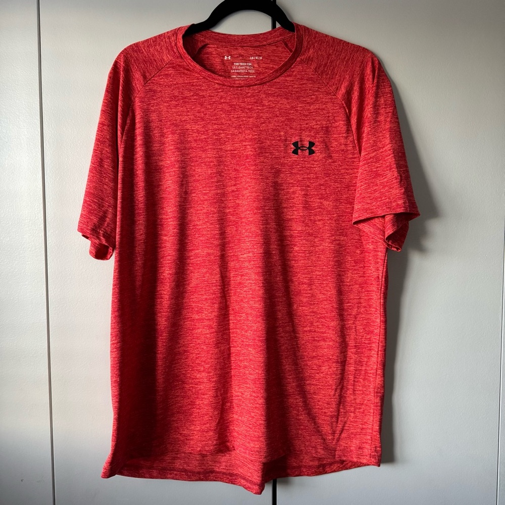 Under Armour Heathered Red Short Sleeve Shirt